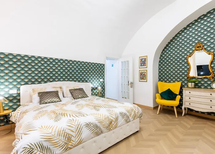 Colosseum Boutique Apartment *